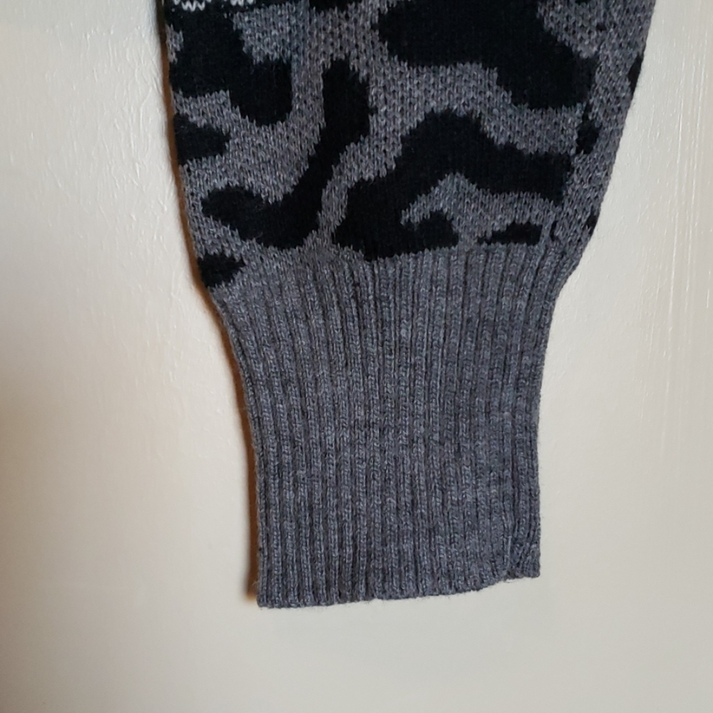 John + Jenn Fair Isle Turtleneck - Picture 5 of 6